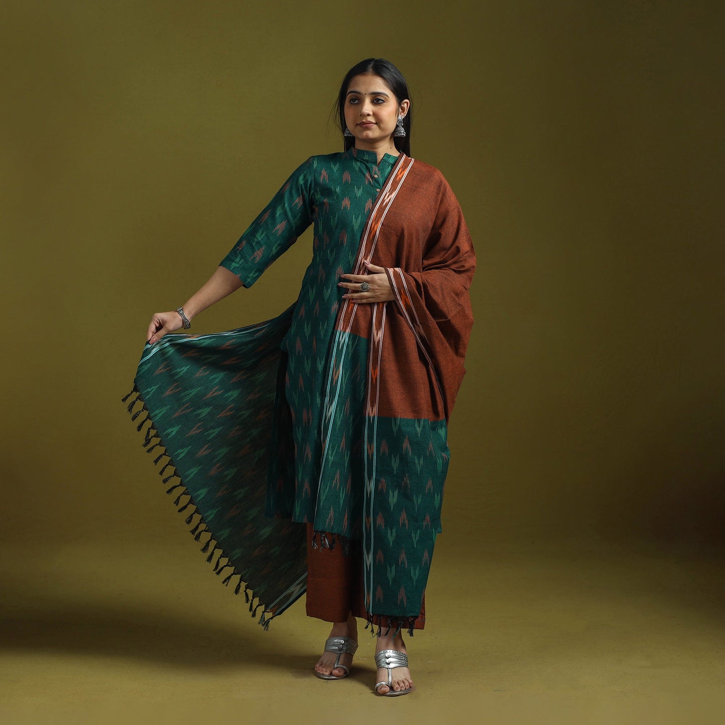 Handloom cotton pochampally ikat 3pc kurta set for women 10