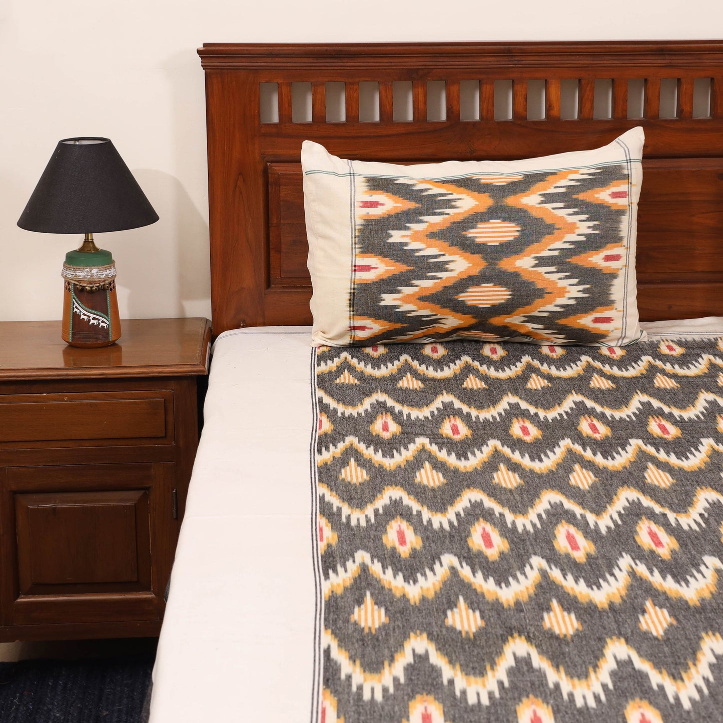 Green - handloom cotton pochampally ikat double bedsheet