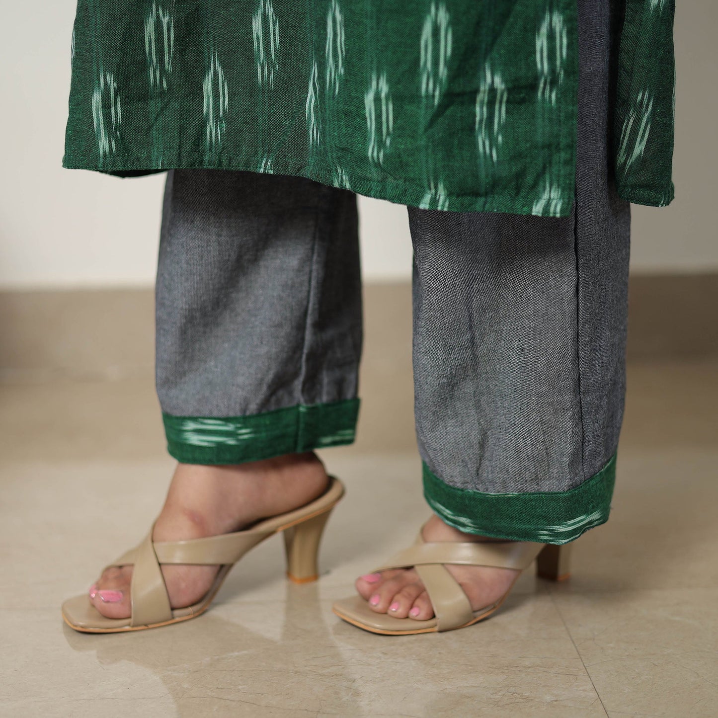  Green Handloom Cotton Pochampally Ikat Kurta Set 