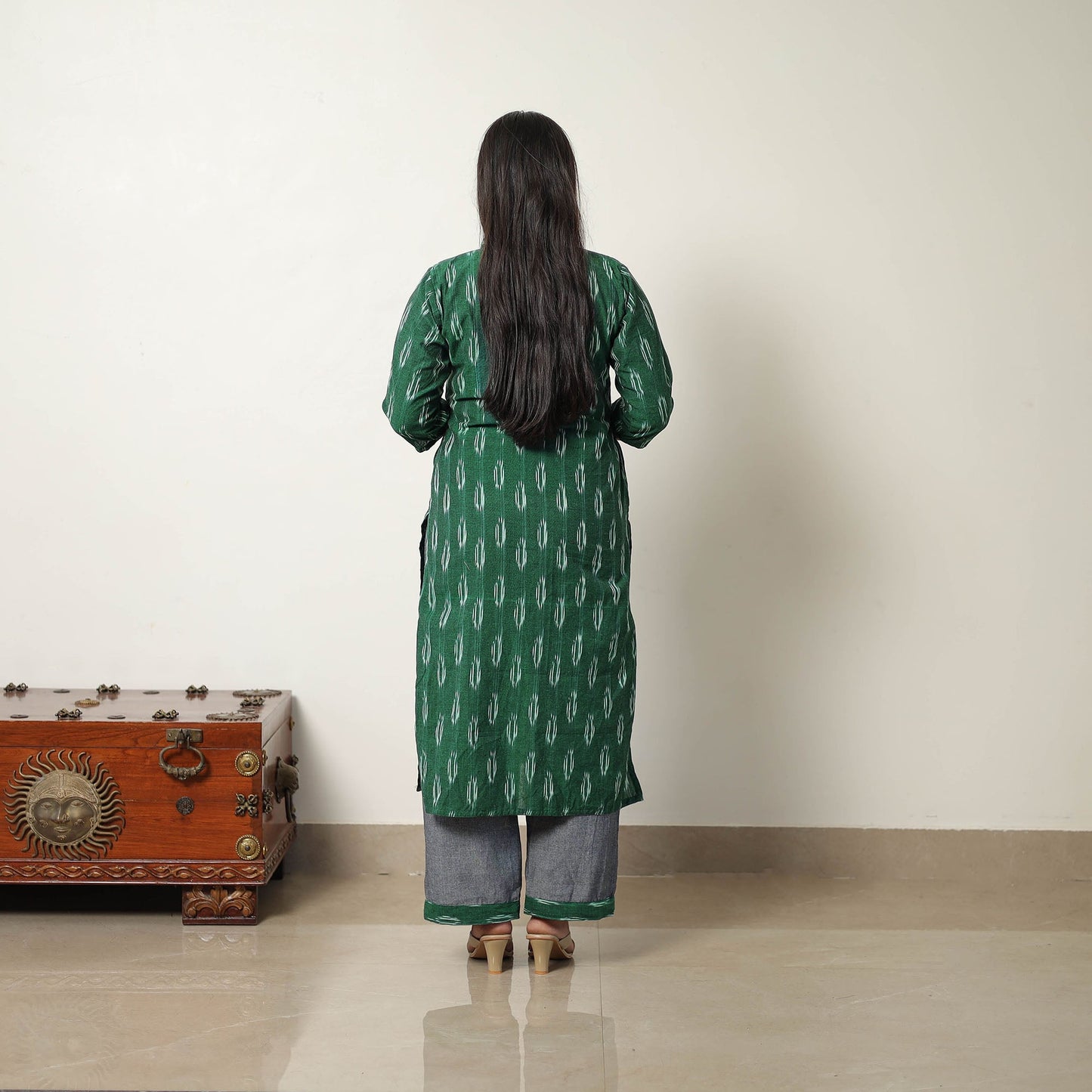  Green Handloom Cotton Pochampally Ikat Kurta Set 