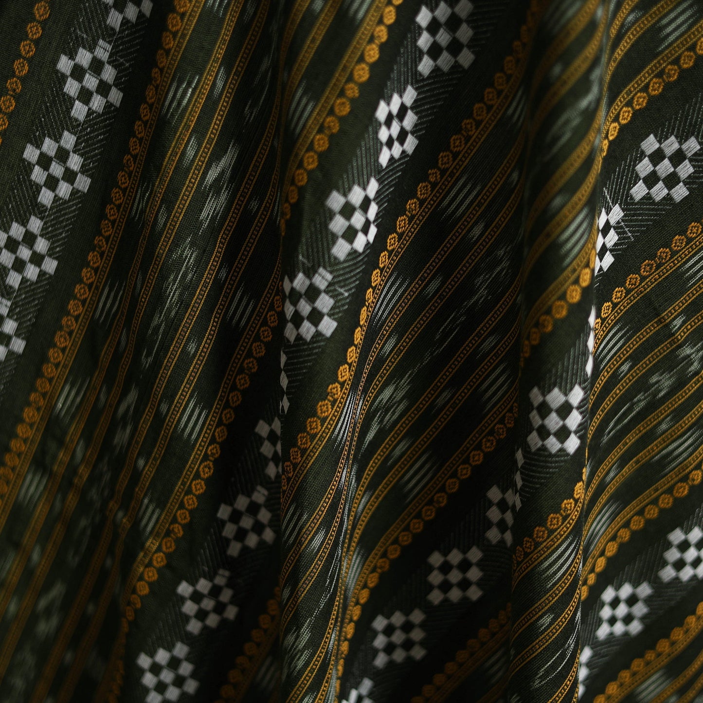 Handloom cotton sambalpuri dabi ikat fabric 01 - handcrafted