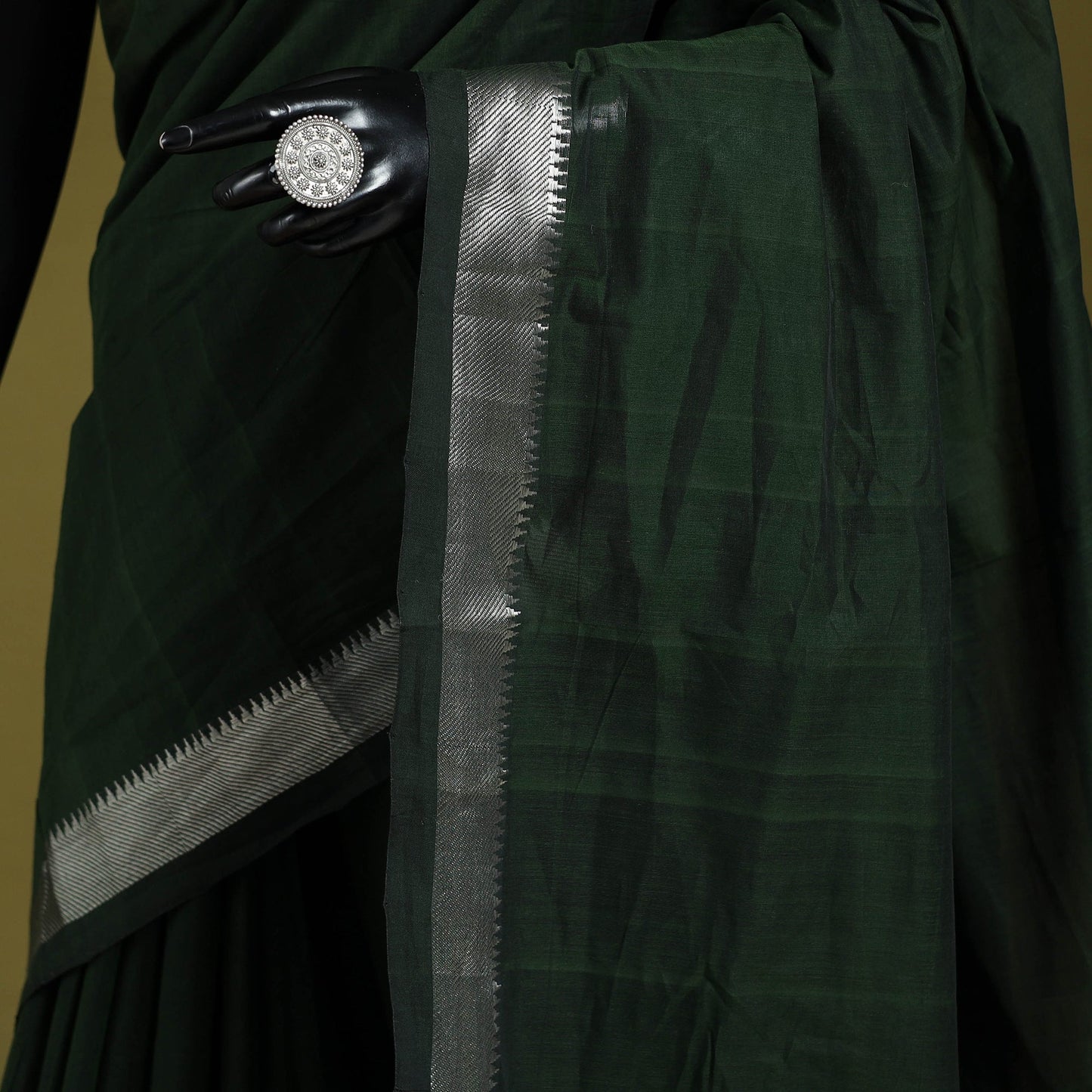 Green - handloom cotton zari border mangalagiri saree 11