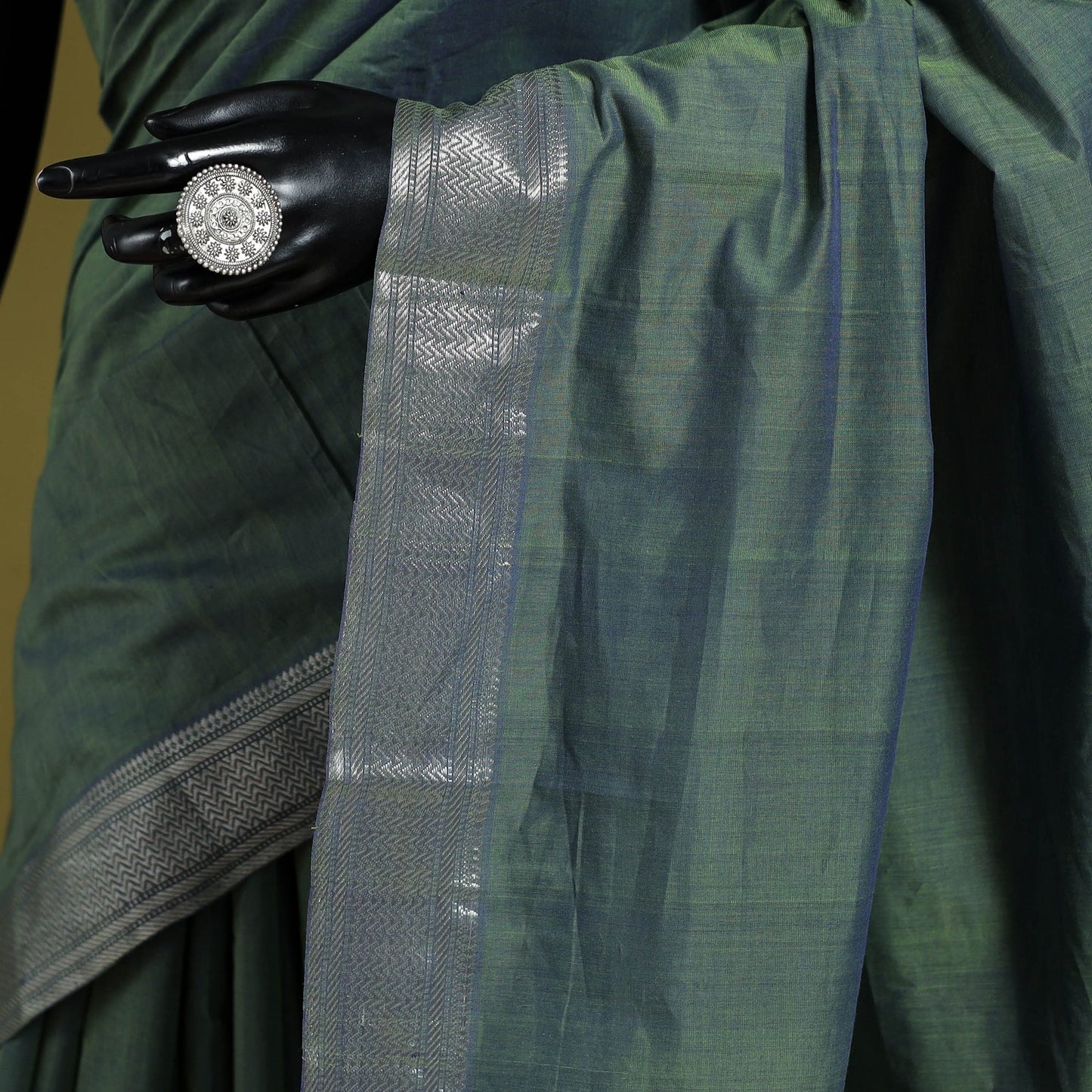 Green - handloom cotton zari border mangalagiri saree 11