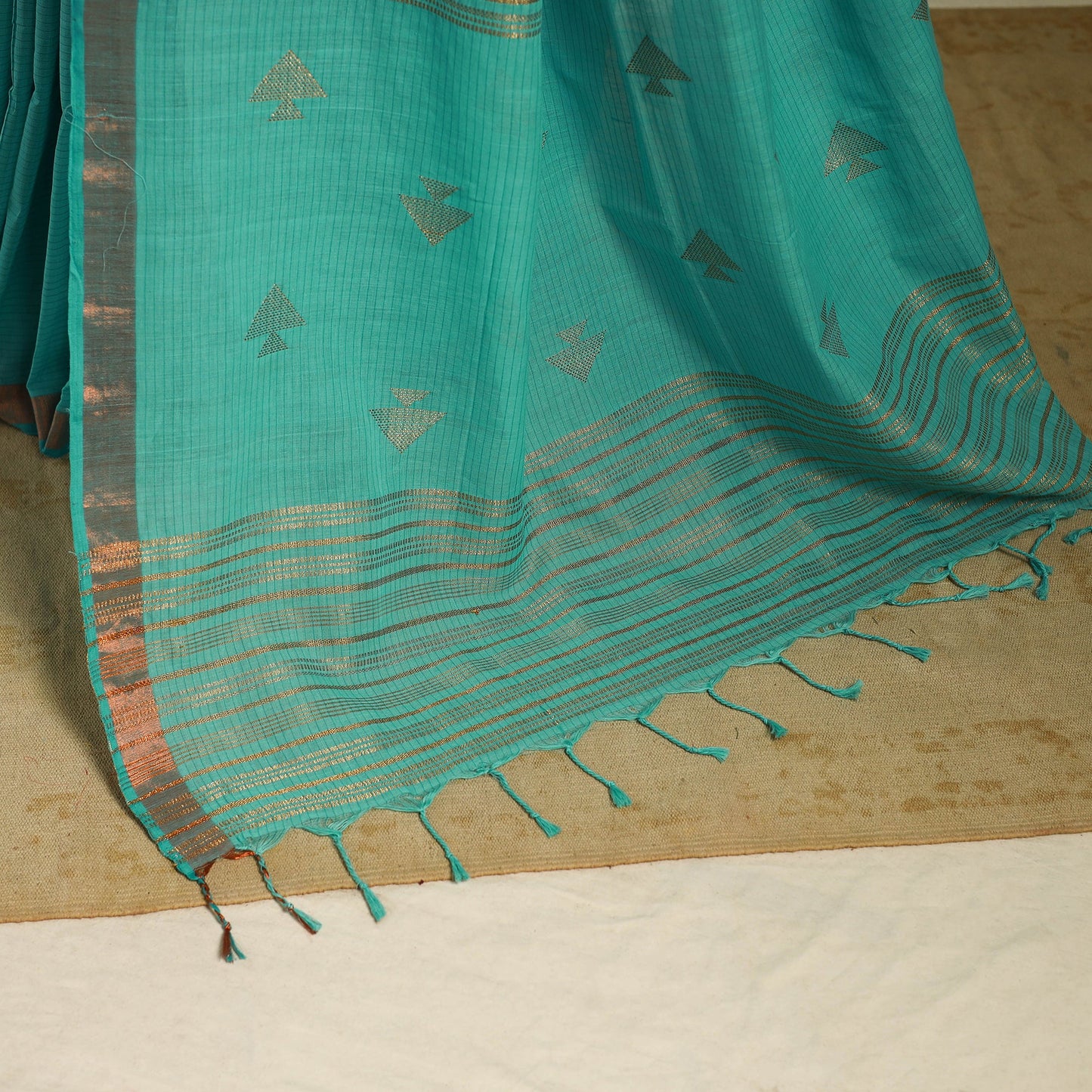 Green - handloom cotton zari buti phulia jamdani saree 03