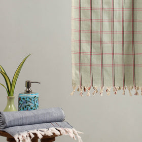 Buy Handloom Fine Cotton Checks Bath Towel