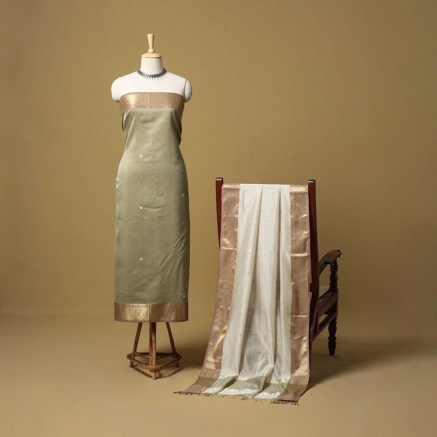 Handloom maheshwari silk buti work 2pc unstitched dress