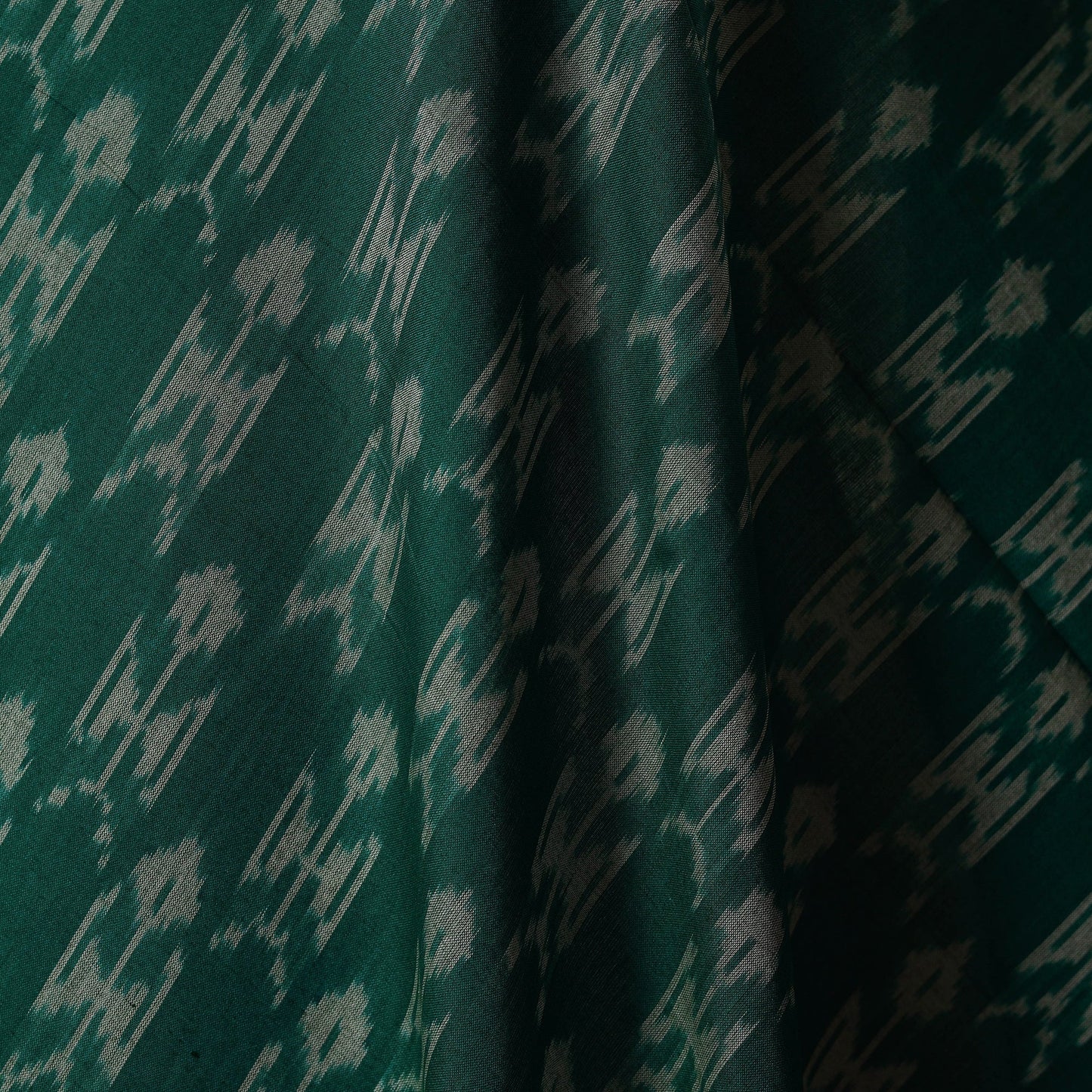 Handloom mercerised cotton pochampally ikat fabric 02