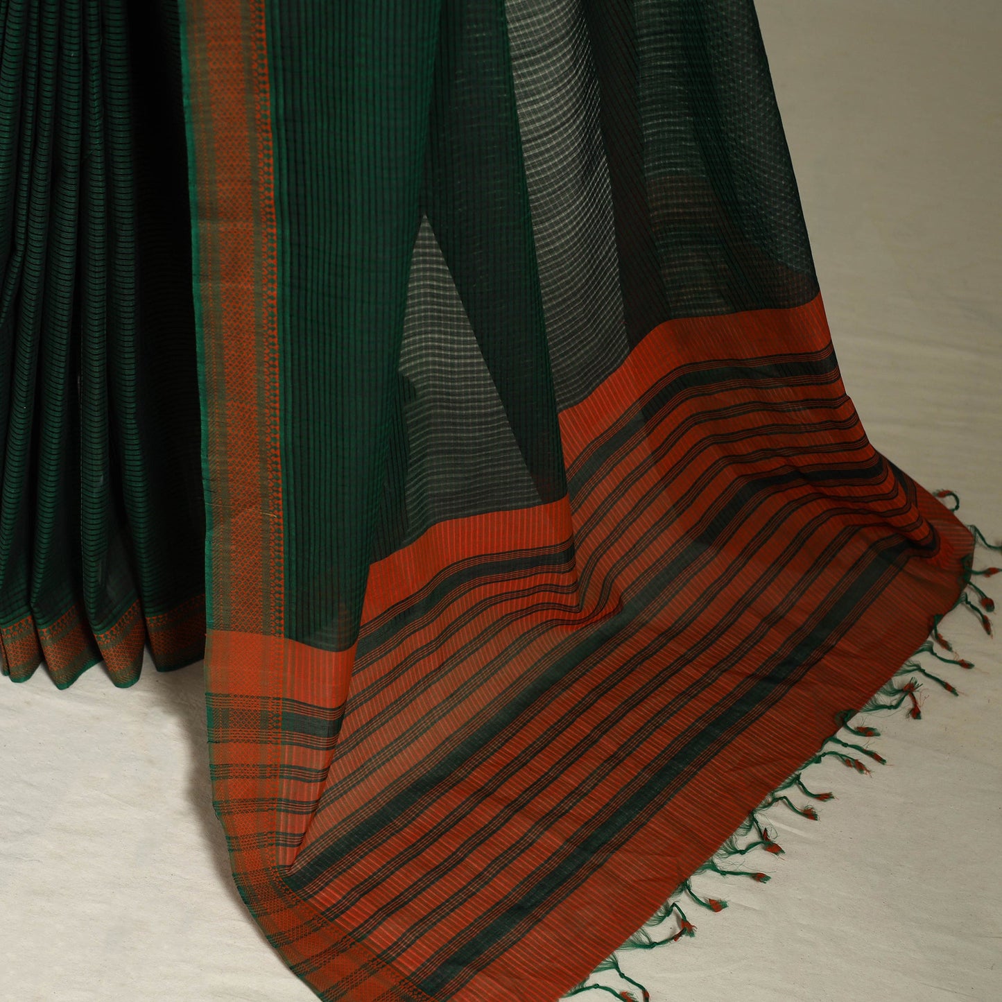 Green Handloom Missing Checks Cotton Mangalagiri Saree