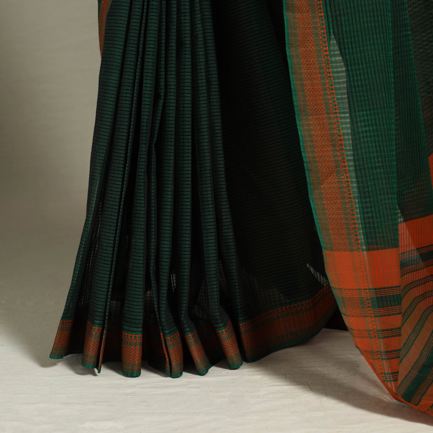 Green Handloom Missing Checks Cotton Mangalagiri Saree