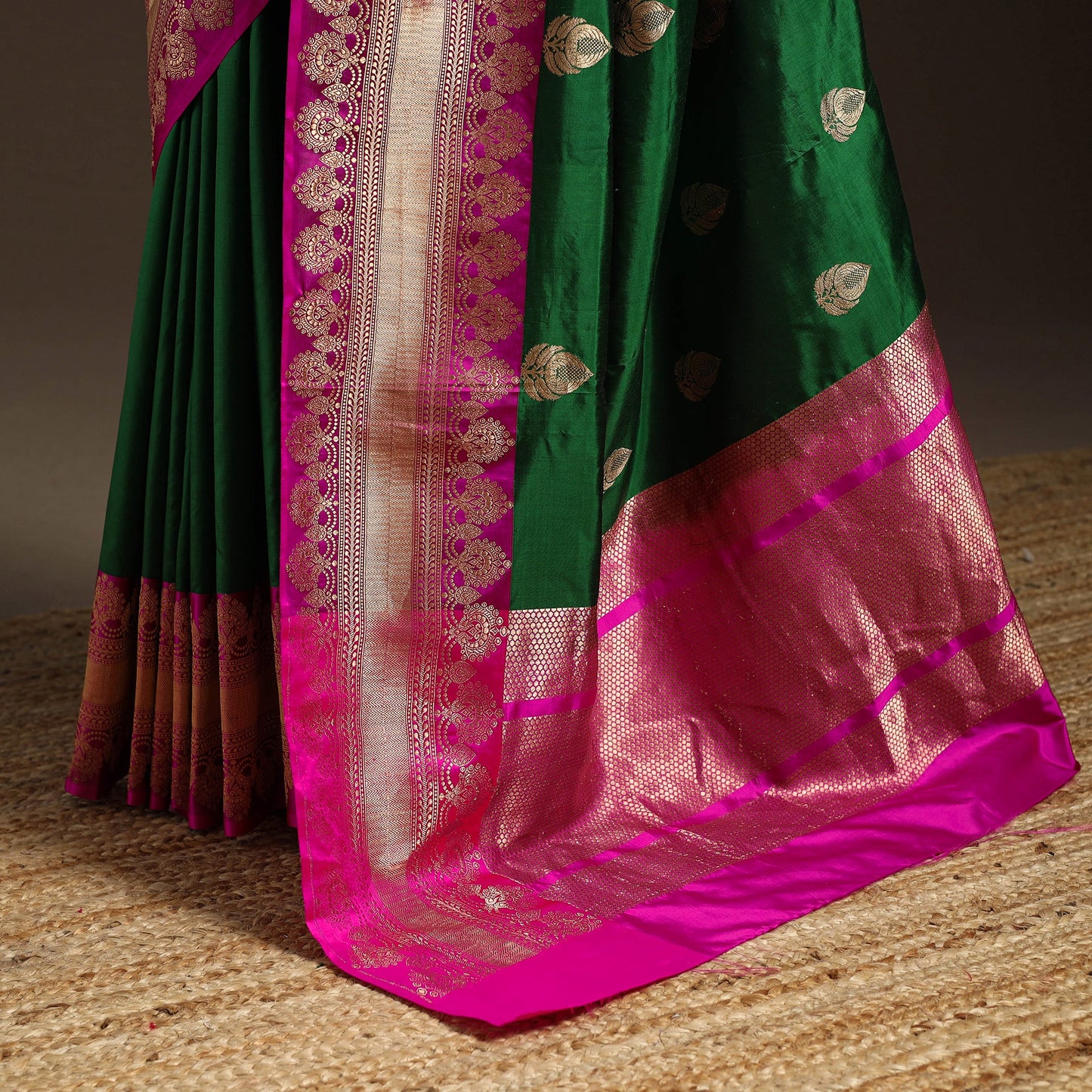 Green - handloom pure katan silk kaduwa zari buti banarasi