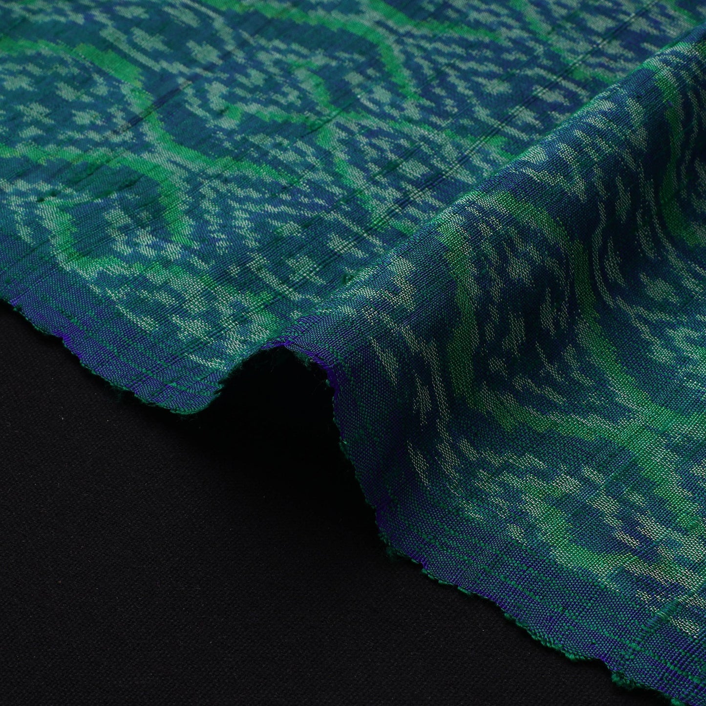 Handloom raw silk pochampally ikat fabric 10 - handcrafted