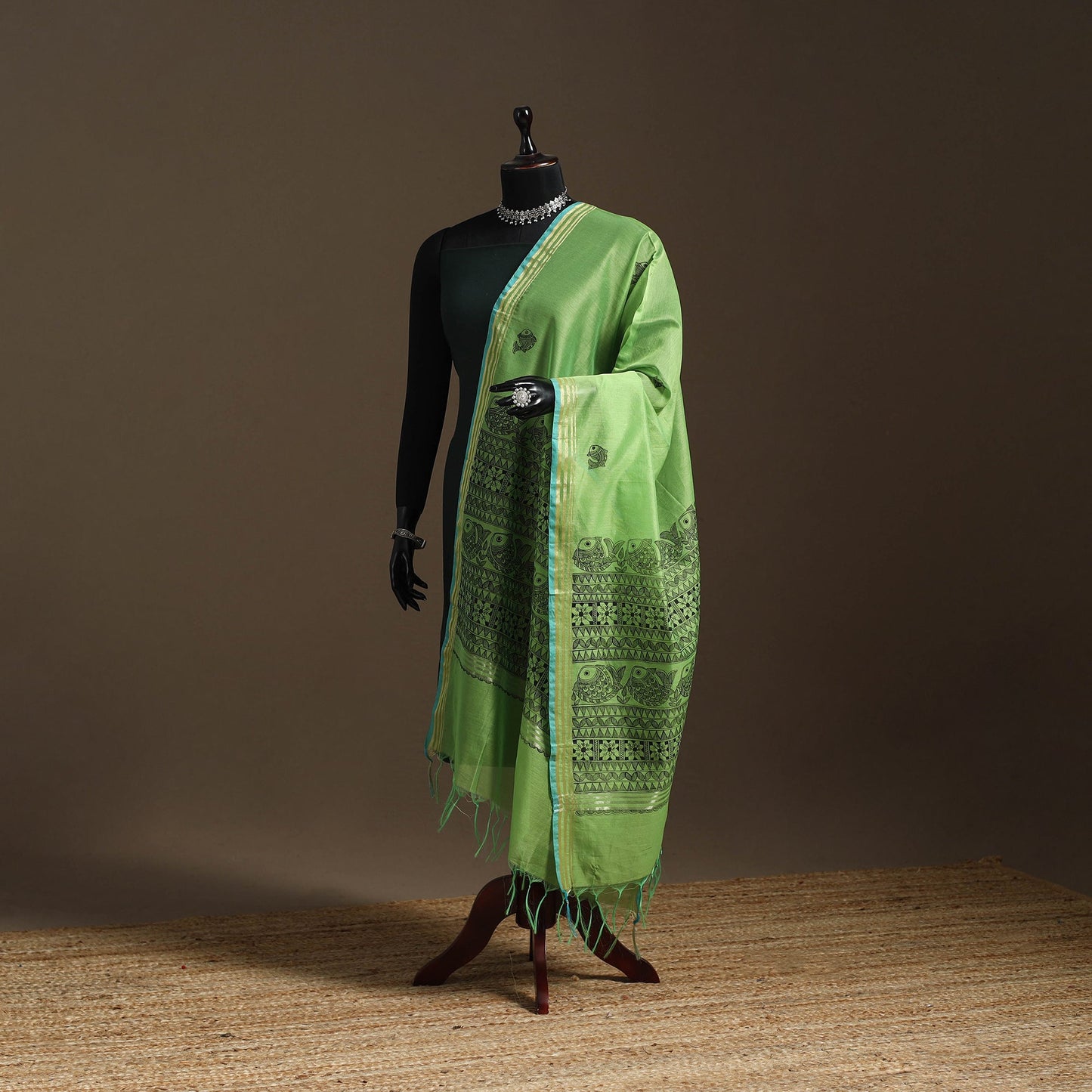 Handloom silk cotton handpainted madhubani dupatta 02