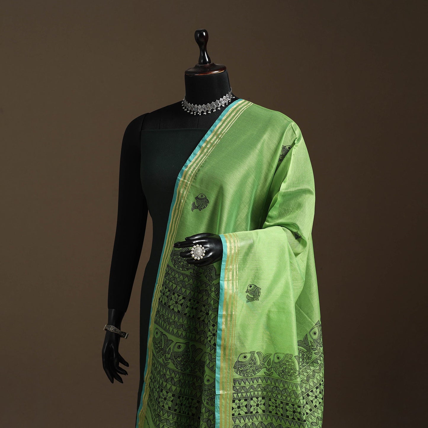 Handloom silk cotton handpainted madhubani dupatta 02