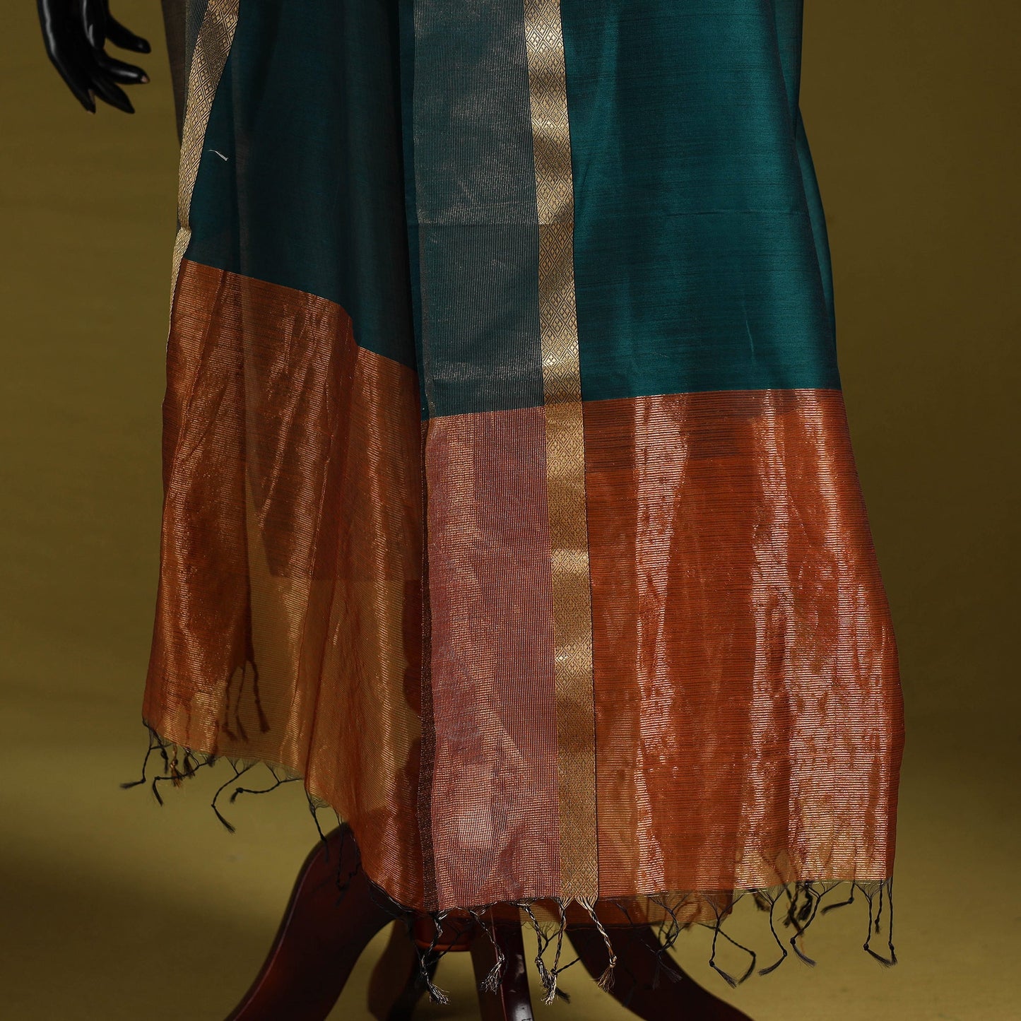 Handloom silk cotton maheshwari dupatta with zari border 29