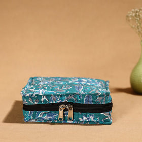 Green Handmade 4 Pockets Cotton Jewelry Bag 01
