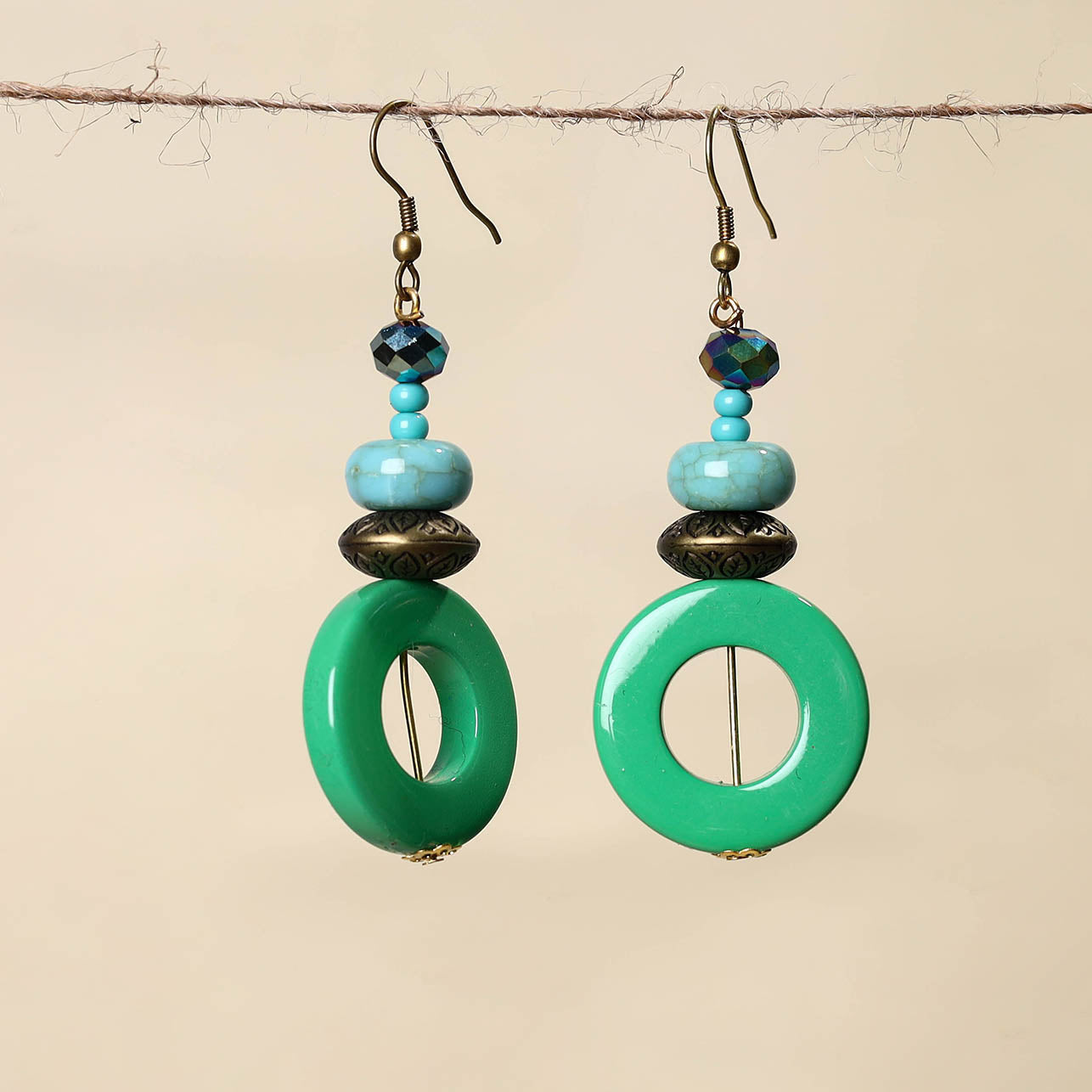 Green - handmade beaded earrings 43 - handcrafted