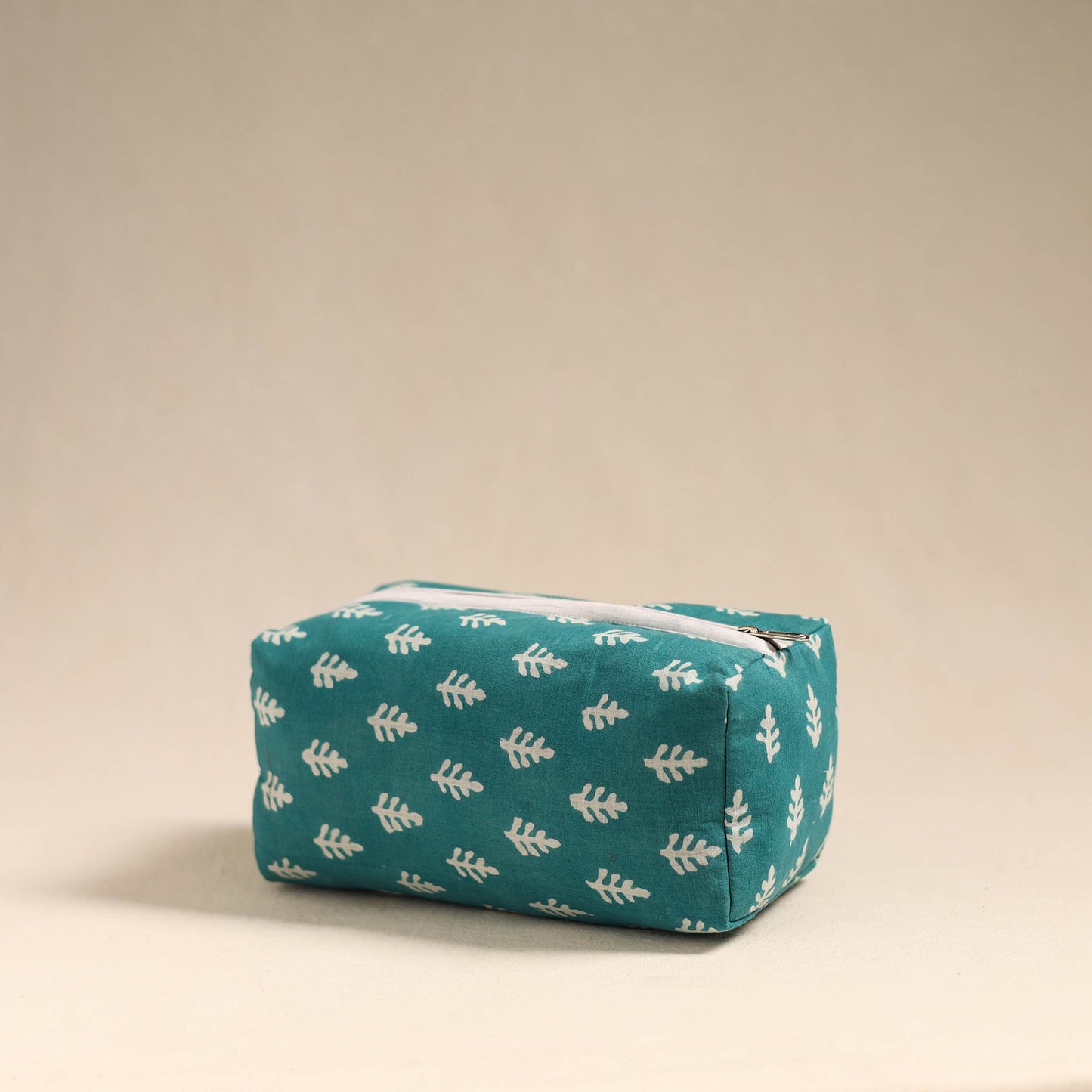  Green Handmade Cotton Toiletry Bag 
