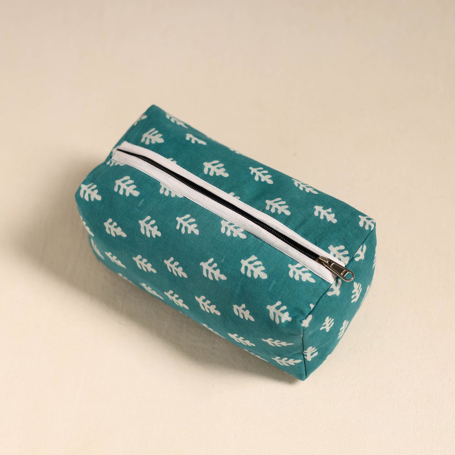  Green Handmade Cotton Toiletry Bag 