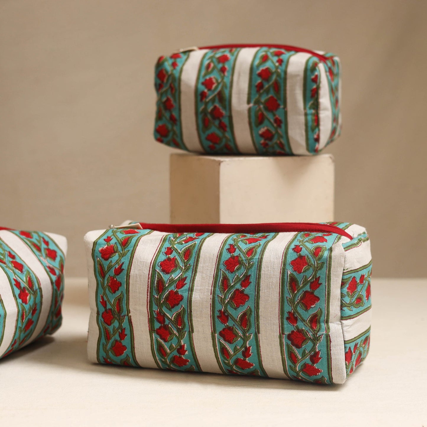 Green - handmade cotton toiletry bags (set of 3) 07