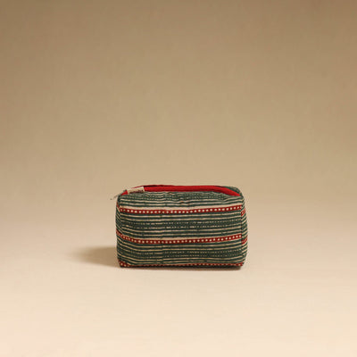 Green - handmade cotton toiletry pouch 05 - handcrafted