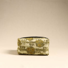  Green Handmade Cotton Toiletry Pouch 