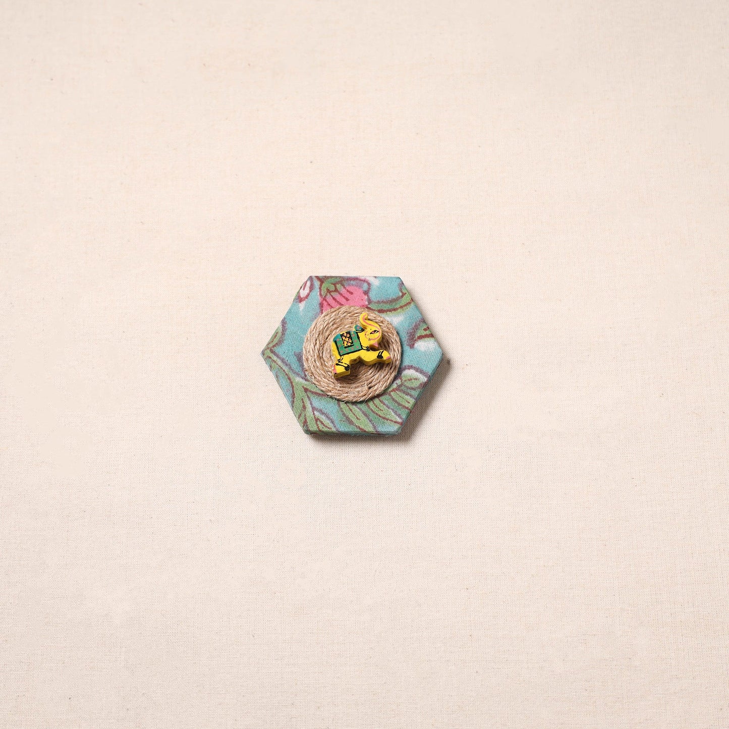 Handmade fabart jute magnet 15 - handcrafted