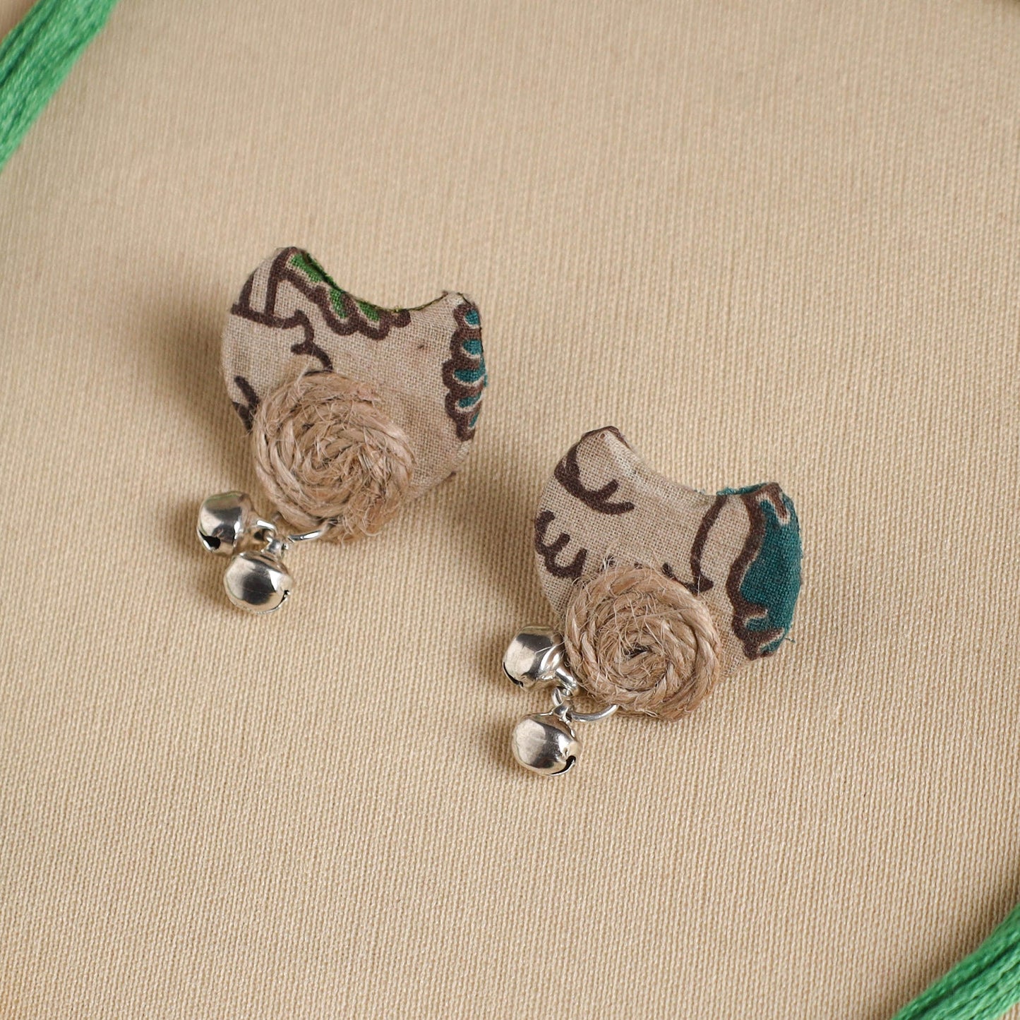 Green - handmade fabart jute necklace set 23 - handcrafted