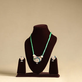 Green - handmade fabart jute necklace set 23 - handcrafted