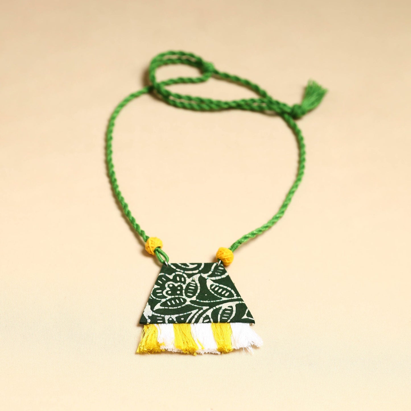 Green - handmade fabart necklace set 06 - handcrafted