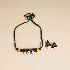 Green - handmade fabart shell necklace set 18 - handcrafted