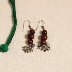 Green - handmade fabart shell necklace set 31 - handcrafted