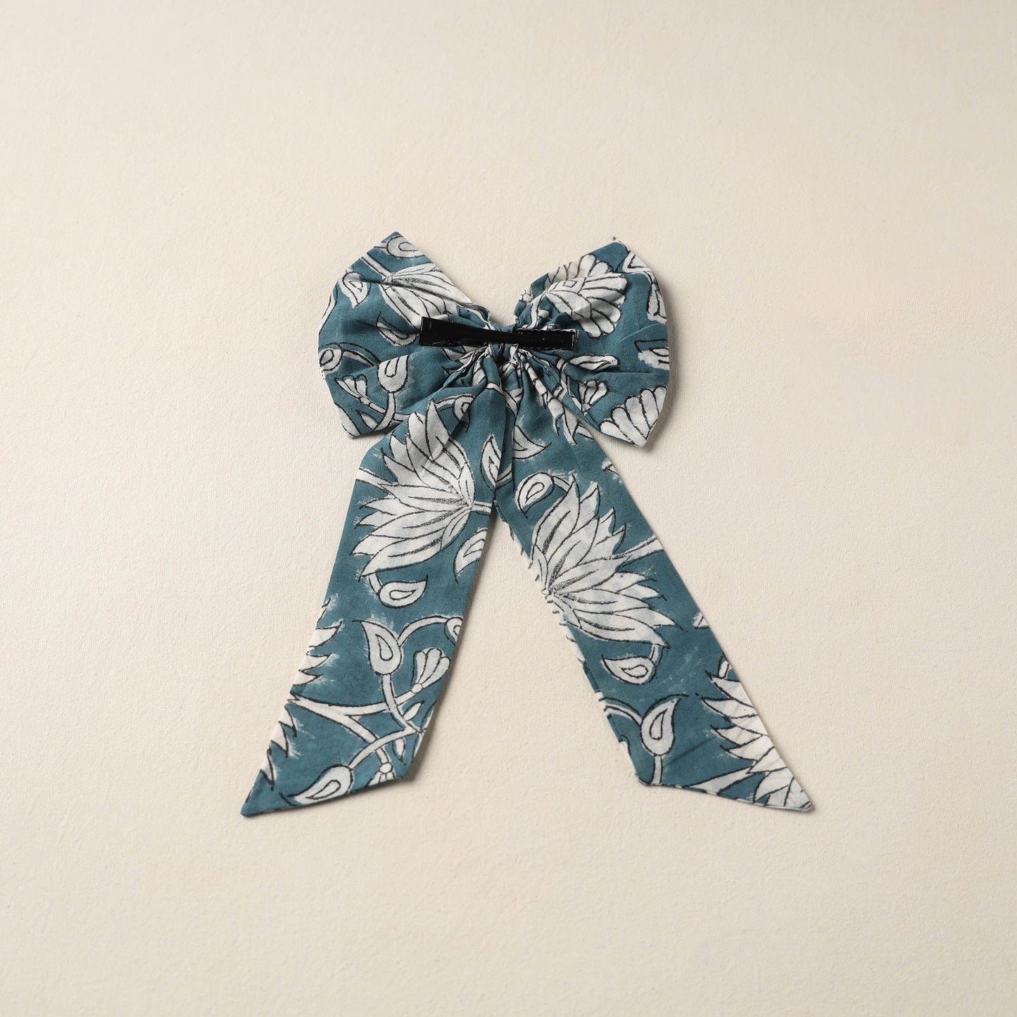 Green Handmade Fabric Bow Hair Clip