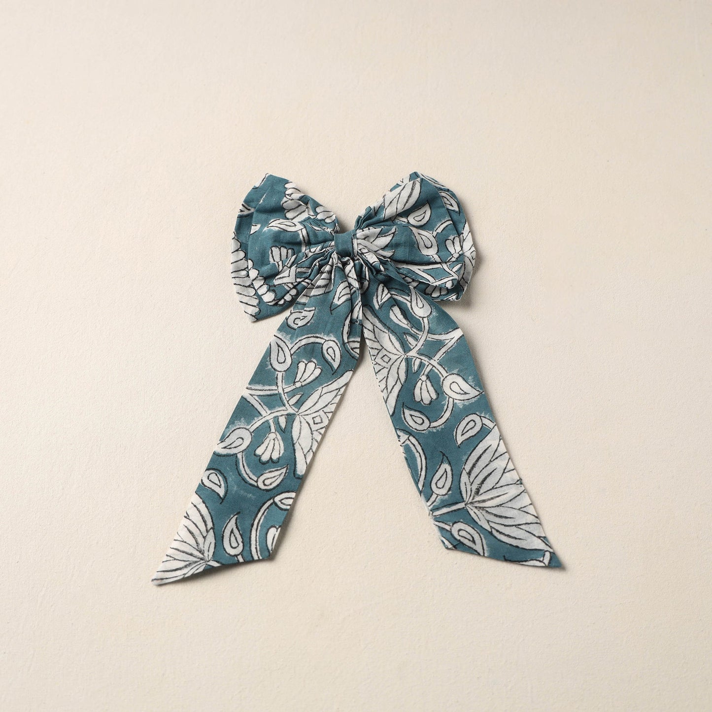Green Handmade Fabric Bow Hair Clip