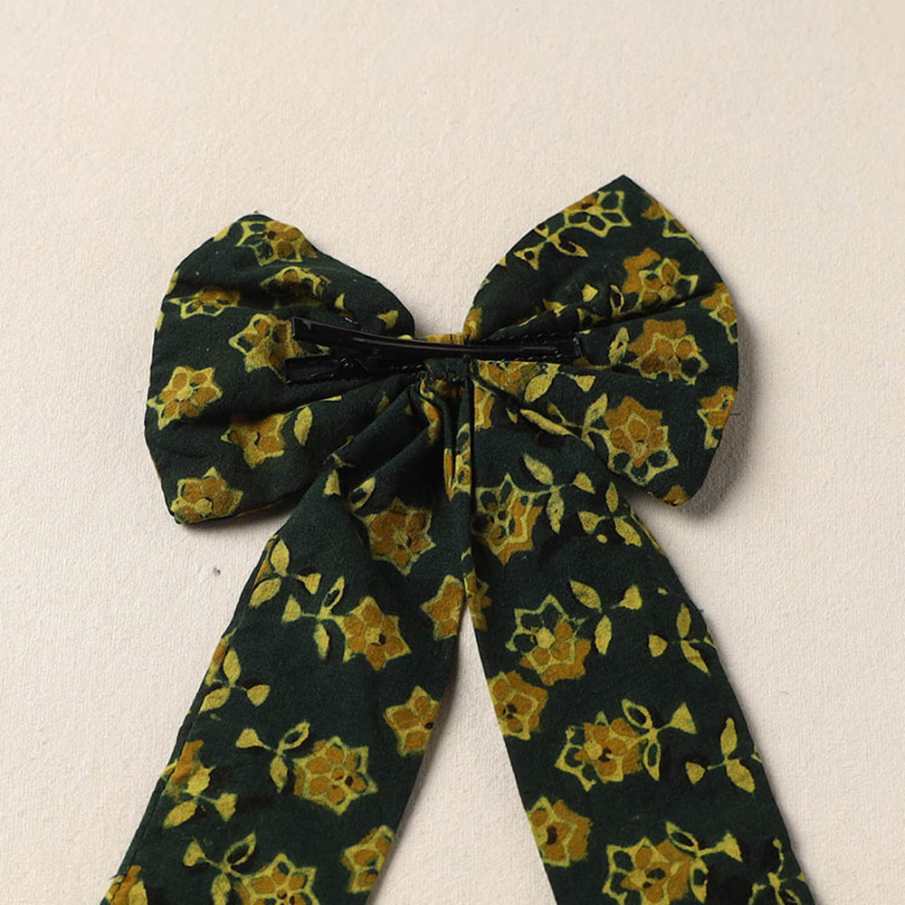 Green Handmade Fabric Bow Hair Clip