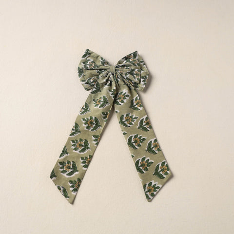Green Handmade Fabric Bow Hair Clip