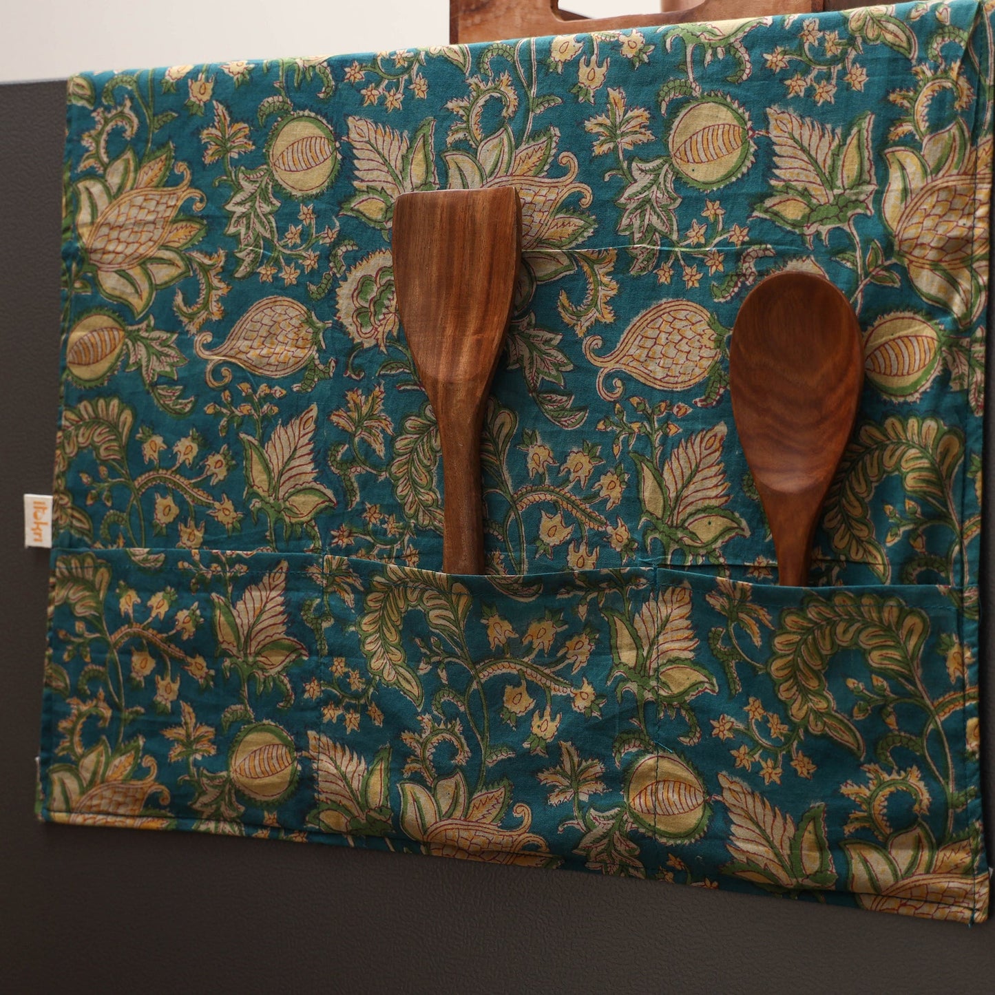 Handmade fridge top cover with multiple pockets 01