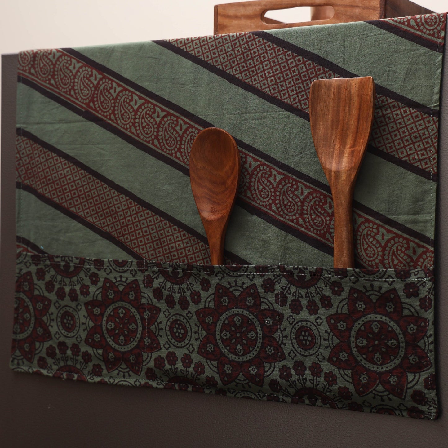 Handmade fridge top cover with multiple pockets 109