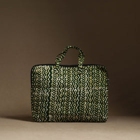  Green Handmade Quilted Cotton Laptop Bag (13 x 16 in)