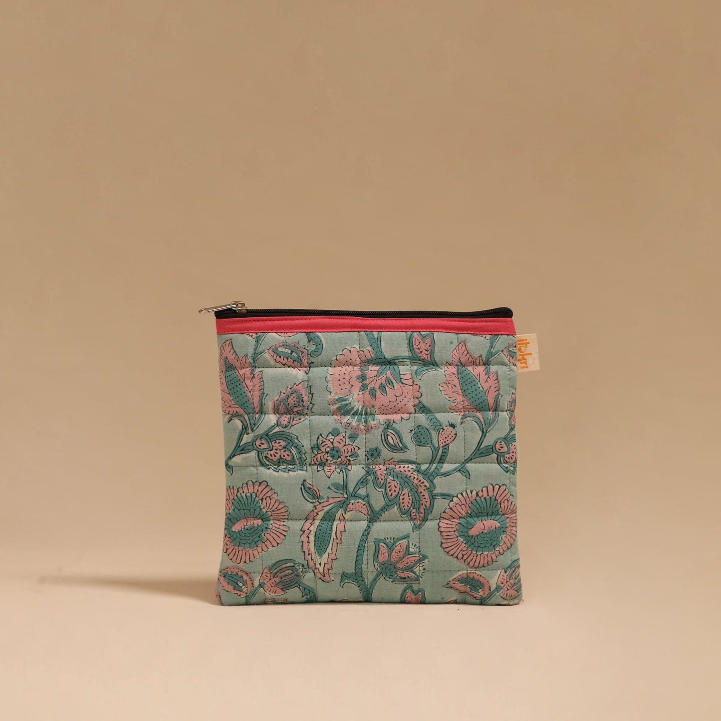 Handmade quilted utility pouch 06 - handcrafted