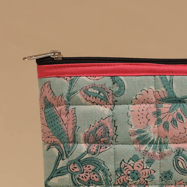 Handmade quilted utility pouch 06 - handcrafted