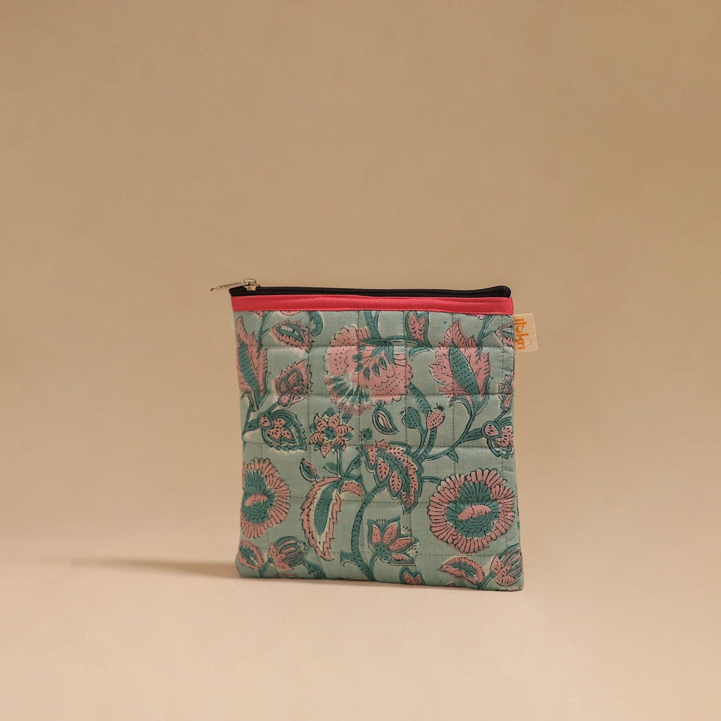 Handmade quilted utility pouch 06 - handcrafted