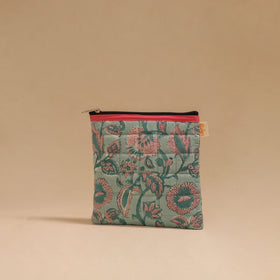 Handmade quilted utility pouch 06 - handcrafted