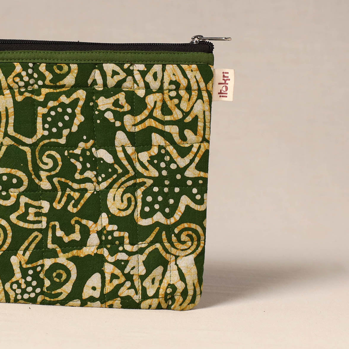 Handmade quilted utility pouch 10 - handcrafted