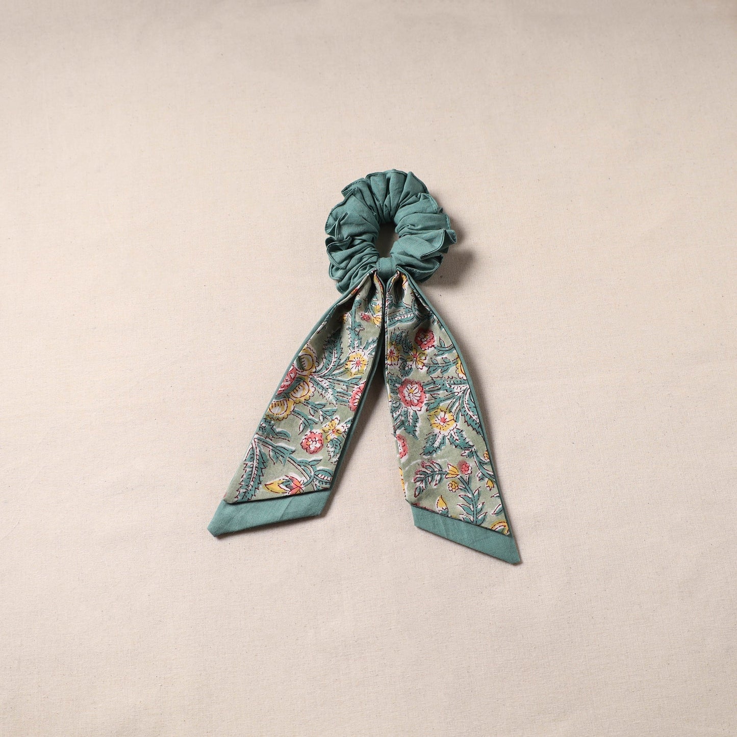 Handmade rubber band/scarf scrunchie 21 - handcrafted