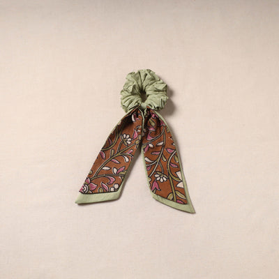 Handmade rubber band/scarf scrunchie 76 - handcrafted