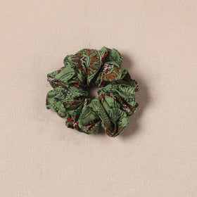 Handmade rubber band/scrunchie 129 - handcrafted