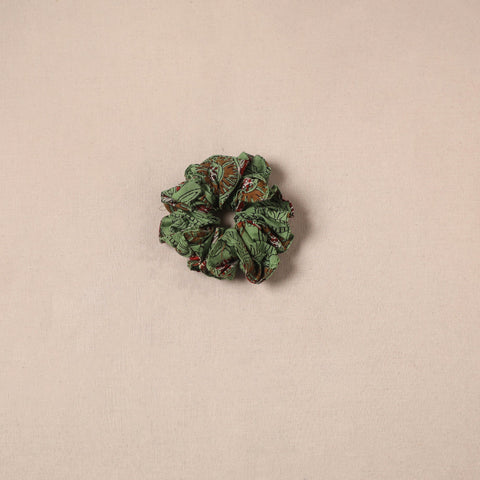 Handmade rubber band/scrunchie 129 - handcrafted