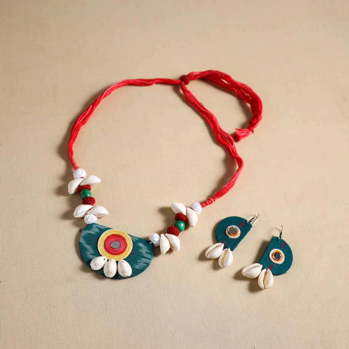 Handmade Shell Work Fabart Necklace Set 20