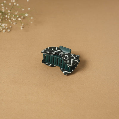 Green - handmade women’s bow hair claw clip 20 - handcrafted