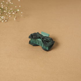 Green - handmade women’s bow hair claw clip 30 - handcrafted